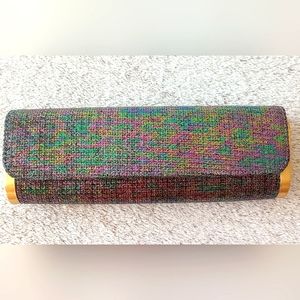 EUC La Regale rainbow woven texture clutch with gold sides 🌈